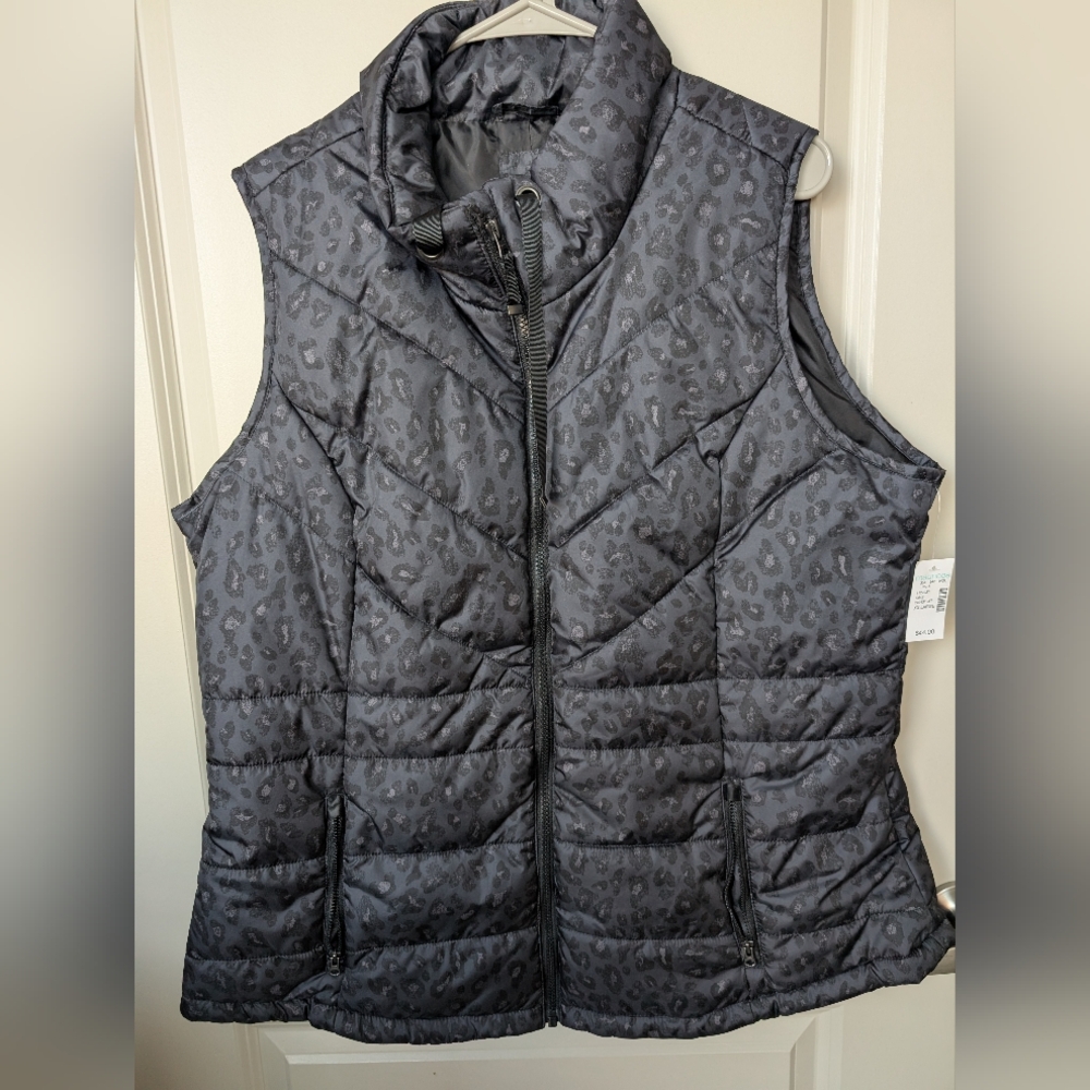 Maurice's Women's Black Leopard Print Puffer Vest